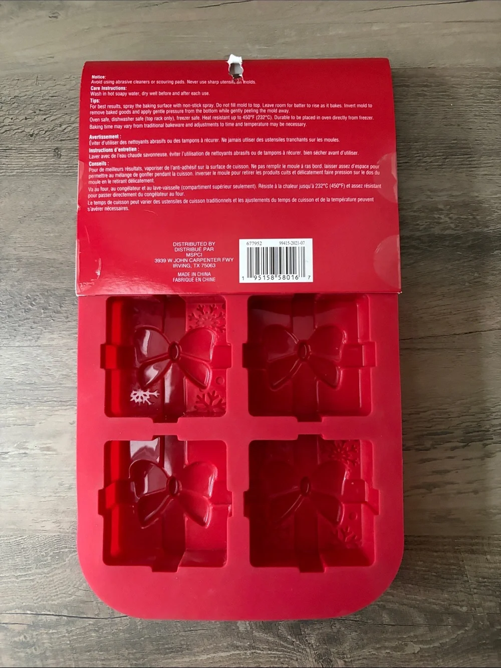 Celebrate It Red Silicone Holiday Ornament & Gift Treat Mold Set